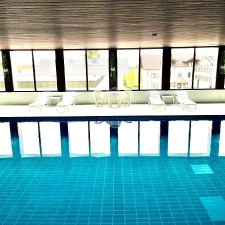 Gemuetliche Ferienwohnung Mit Kostenfreiem Pool Hoechenschwand Exterior photo