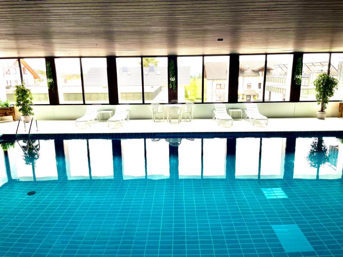 Gemuetliche Mit Kostenfreiem Pool Hoechenschwand